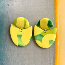 Load image into Gallery viewer, Yellow and Green Easter Eggs