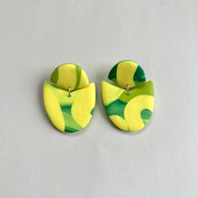 Load image into Gallery viewer, Yellow and Green Easter Eggs